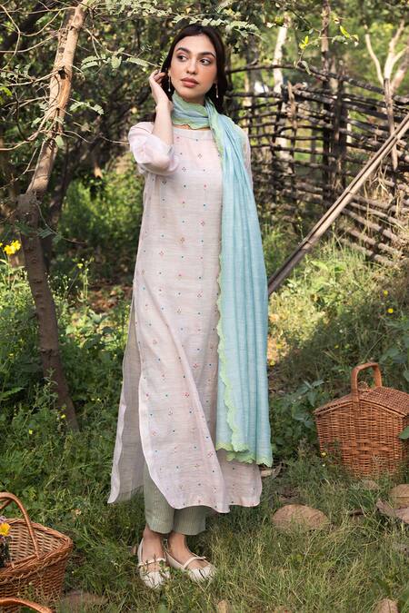 Shop Surmaye Pink Handloom , Embroidery Round Neck Enchanted Meadow Kurta Set Online at Aza Fashions Shop_Surmaye_Pink Handloom , Embroidery Round Neck Enchanted Meadow Kurta Set _Online_at_Aza_Fashions