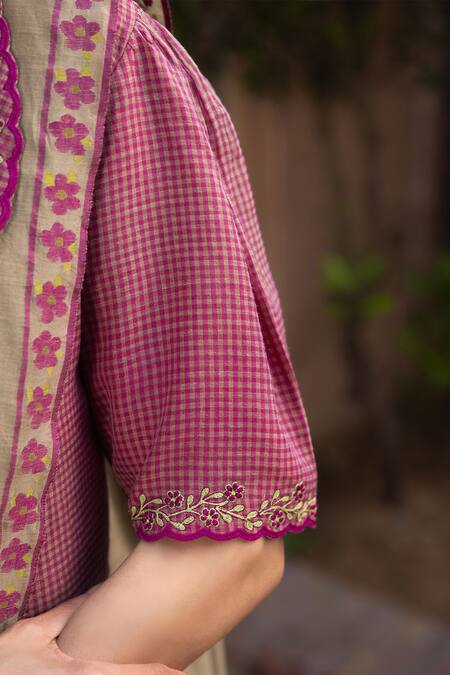 Buy Surmaye Pink Handloom Cotton Embroidery Sweet Caress Blouse Online at Aza Fashions Buy_Surmaye_Pink Handloom Cotton Embroidery Sweet Caress Blouse _Online_at_Aza_Fashions