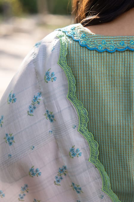 Buy Surmaye Green Handloom Cotton Embroidery Sweet Caress Blouse Online at Aza Fashions Buy_Surmaye_Green Handloom Cotton Embroidery Sweet Caress Blouse _Online_at_Aza_Fashions