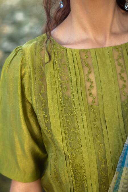 Surmaye_Green Embroidery Round Neck Whispering Ivy Blouse _Online_at_Aza_Fashions