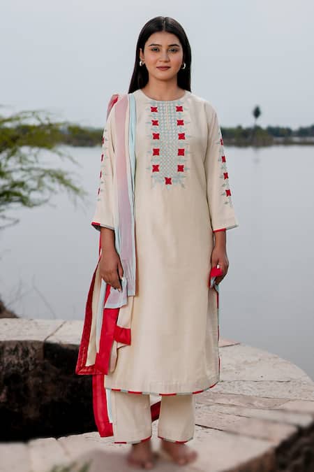 The Home Affair Ivory Embroidered Kurta Set 