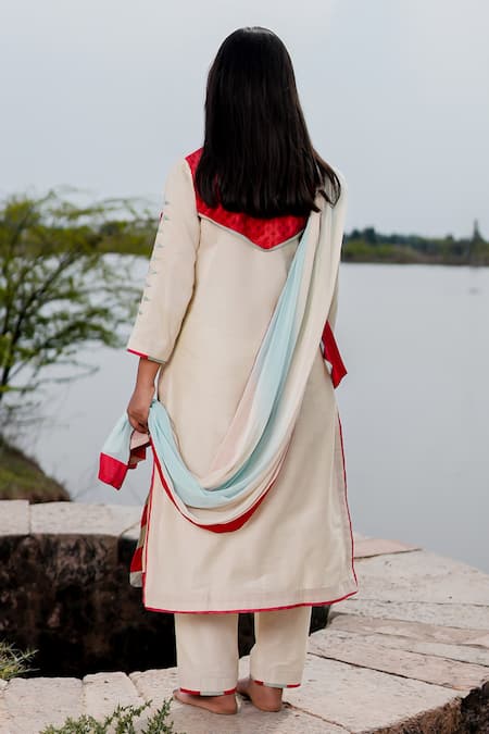 The Home Affair Ivory Embroidered Kurta Set 