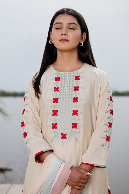 The Home Affair_Ivory Jacquard Embroidery Round Neck Kurta Set _at_Aza_Fashions