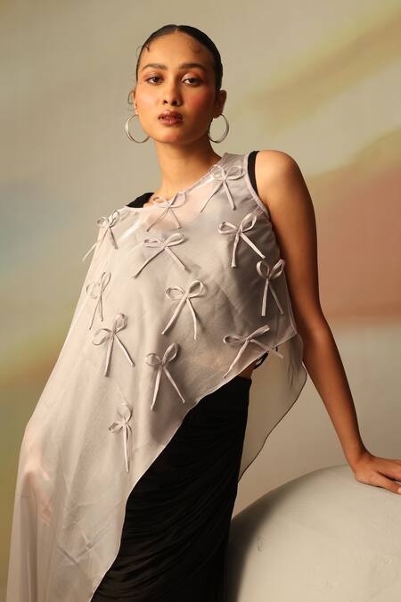 Vanshika Agarwal Label_Silver Satin, Georgette, Organza Bows Round Neck Black And Skirt Set _Online_at_Aza_Fashions