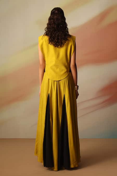 Vanshika Agarwal Label Green Silk Organza Maxi Dress & Jacket Set 