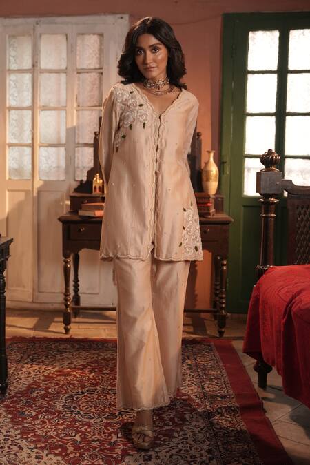 Shop_Midushi Bajoria_Cream Silk, Chanderi Embroidery V-neck Kurta Set 