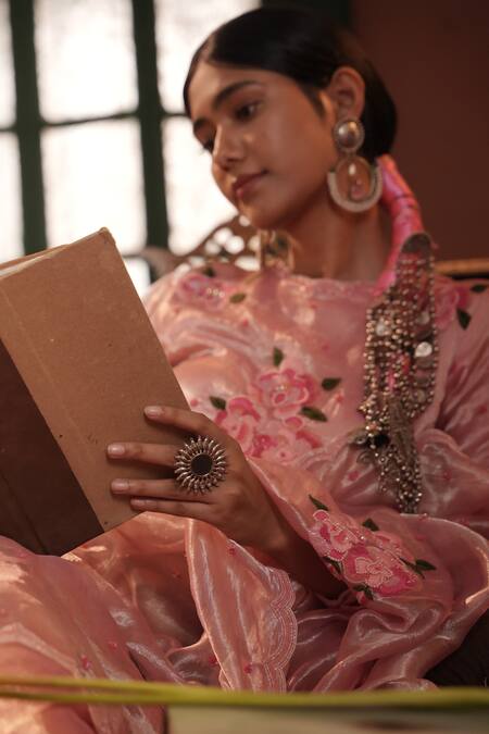 Midushi Bajoria_Pink Tissue Embroidery Round Neck Designer Salmon Saree Set _Online_at_Aza_Fashions