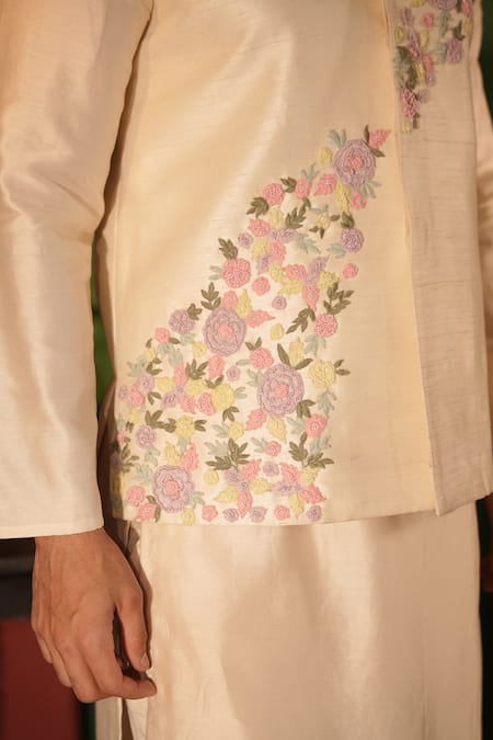 Shop_Midushi Bajoria_Off White Silk, Chanderi Embroidery Bundi Kurta Pant Set 