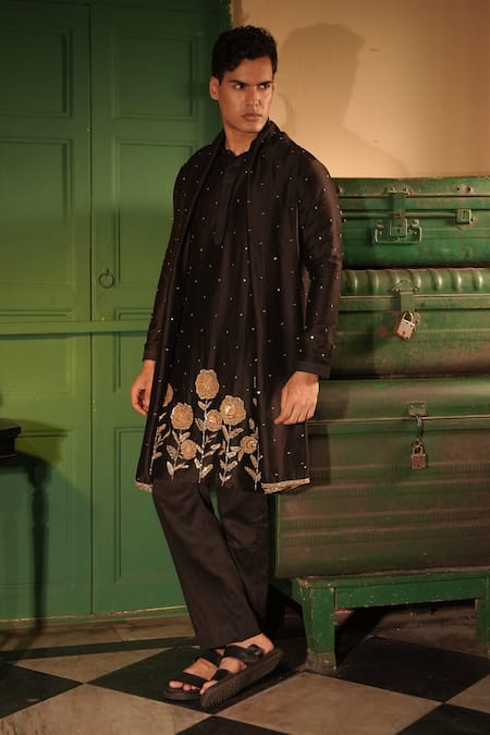 Midushi Bajoria Black Embroidered Silk Chanderi Kurta Set 