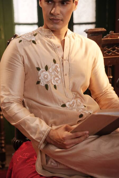 Midushi Bajoria_Cream Silk, Chanderi Embroidery Kurta Set _Online_at_Aza_Fashions