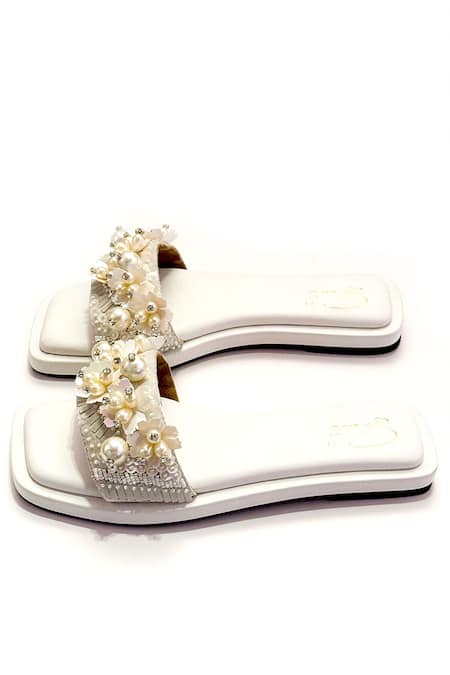 Soleart_White Floral Embellished Flats _Online_at_Aza_Fashions