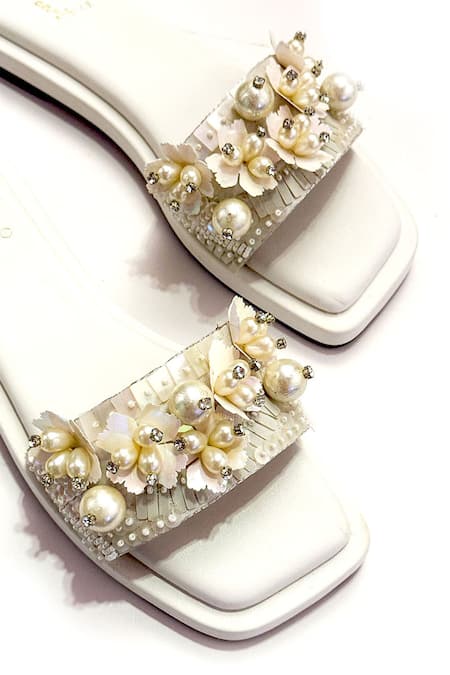 Shop_Soleart_White Floral Embellished Flats _Online_at_Aza_Fashions