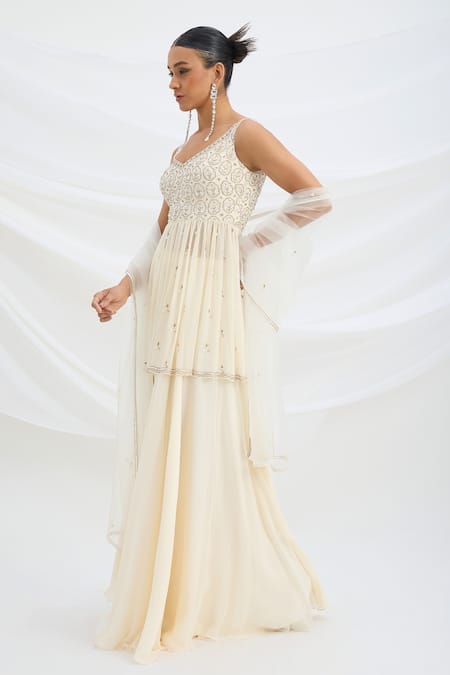 Buy_Mirroir_Beige Georgette Embroidery, Sequins V-neck Kurta Set With Dupatta _Online_at_Aza_Fashions