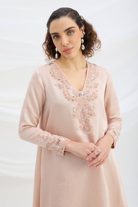 Mirroir_Pink Satin V-neck Light Semi Kurta Pant Set _at_Aza_Fashions