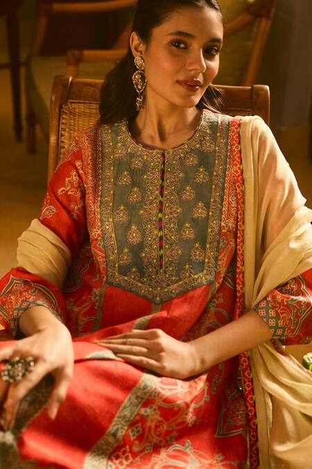 Shop_Saundh_Orange Chiffon, Viscose Embroidery Round Neck Printed Kurta Set  _Online_at_Aza_Fashions