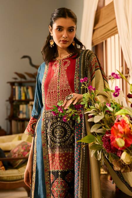 Buy_Saundh_Blue Muslin, Cotton Satin, Chiffon Embroidery Round Neck Printed Kurta Set _Online_at_Aza_Fashions