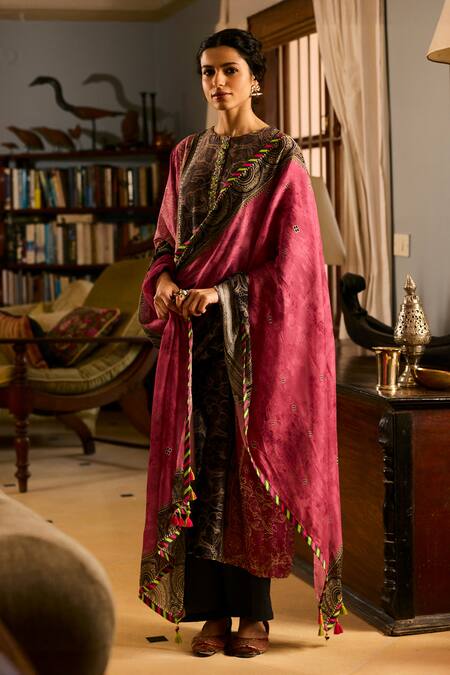 Buy_Saundh_Brown Muslin, Cotton Satin, Chiffon, Viscose Tassels Floral Printed Kurta Set  _Online_at_Aza_Fashions