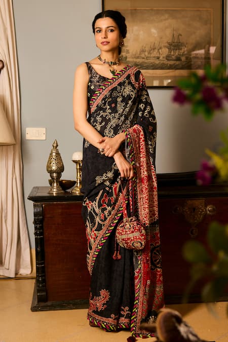 Saundh Black Printed Muslin Silk Saree Set 