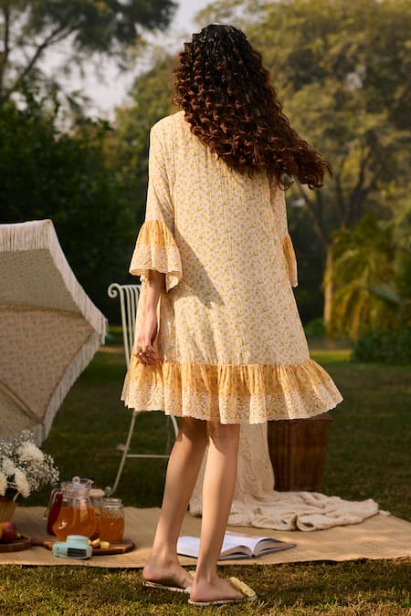 Saundh Floral Embroidered Off White Dress 