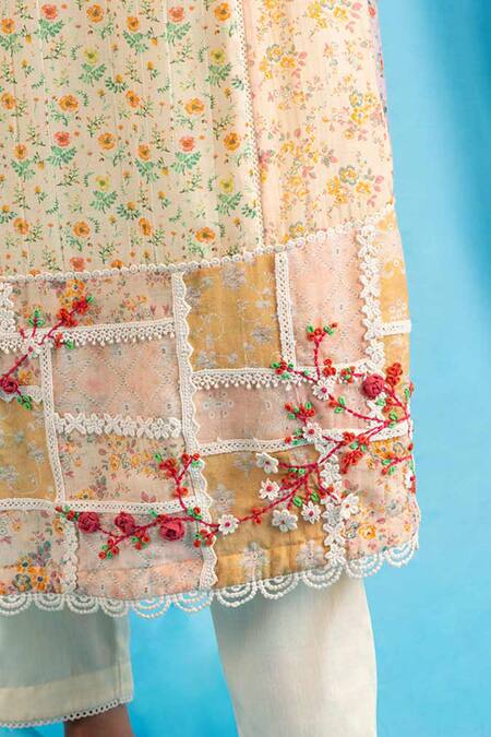 Shop_Saundh_Off White Bamboo, Cotton Satin Embroidery Round Neck Floral Printed Kurta Set _Online_at_Aza_Fashions