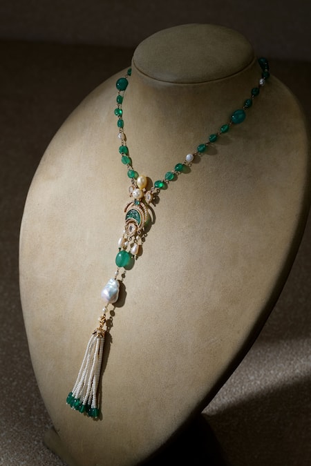 Tarun Tahiliani Emerald Green Carved Stone Silver Pendant Necklace 