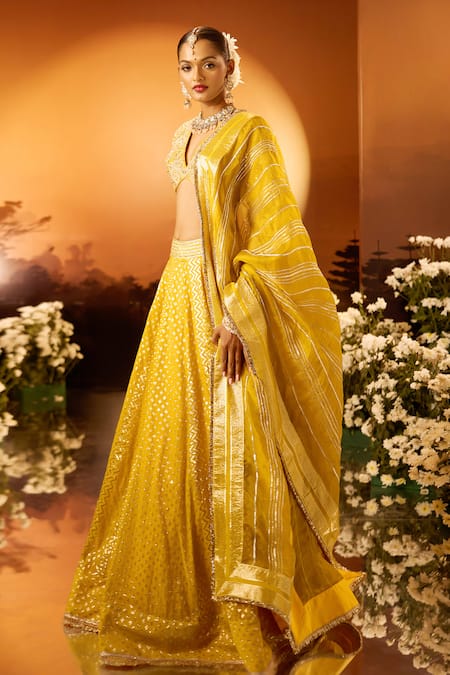 Neha Khullar X AZA_Yellow Organza Sequins, Embroidery V-neck Banarasi Chanderi Lehenga Set _at_Aza_Fashions