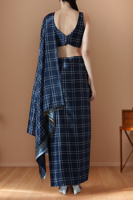 Shop Naintara Bajaj Blue Chiffon V-neck Printed Pre-draped Saree Set at Aza Fashions Shop_Naintara Bajaj_Blue Chiffon V-neck Printed Pre-draped Saree Set _at_Aza_Fashions