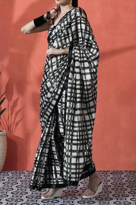 Shop_Naintara Bajaj_Black Chiffon Square Neck And White Printed Pre-draped Saree Set _Online_at_Aza_Fashions