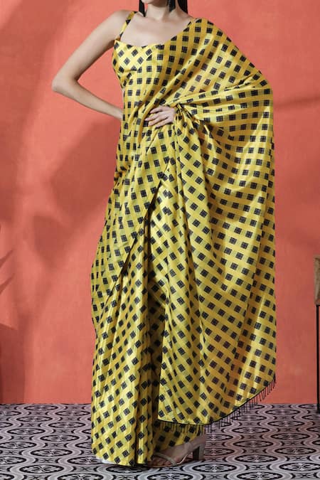 Buy_Naintara Bajaj_Yellow Round Neck And Black Printed Pre-draped Saree _Online_at_Aza_Fashions