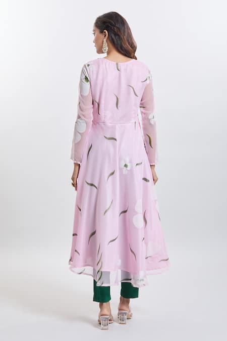 Shop Naintara Bajaj Pink Georgette Embroidery, Zari Hand Paint Kurta Set at Aza Fashions Shop_Naintara Bajaj_Pink Georgette Embroidery, Zari Hand Paint Kurta Set _at_Aza_Fashions