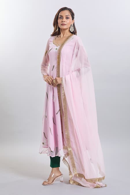 Shop Naintara Bajaj Pink Georgette Embroidery, Zari Hand Paint Kurta Set Online at Aza Fashions Shop_Naintara Bajaj_Pink Georgette Embroidery, Zari Hand Paint Kurta Set _Online_at_Aza_Fashions