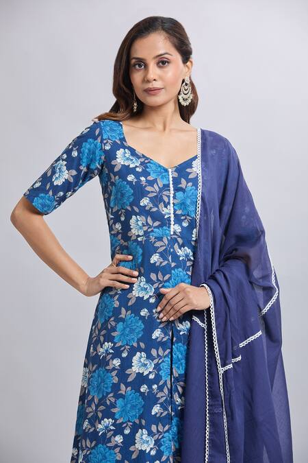 Naintara Bajaj Blue Cotton Printed Flare Kurta Set at Aza Fashions Naintara Bajaj_Blue Cotton Printed Flare Kurta Set _at_Aza_Fashions