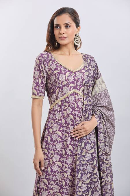 Shop Naintara Bajaj Wine Cotton Embroidery V-neck Printed Kurta Set Online at Aza Fashions Shop_Naintara Bajaj_Wine Cotton Embroidery V-neck Printed Kurta Set _Online_at_Aza_Fashions