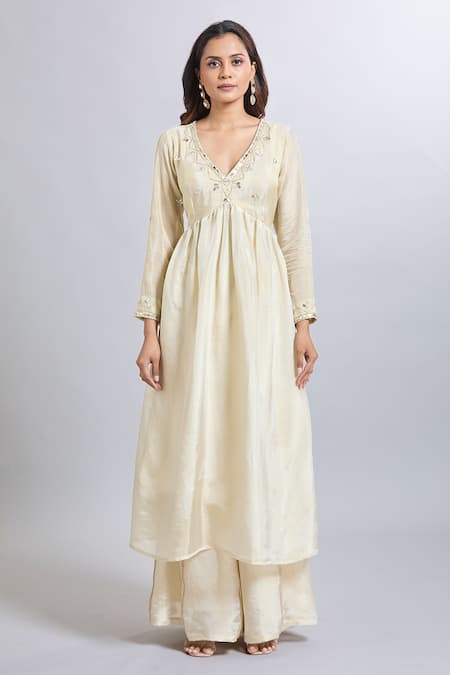 Buy_Samyukta Singhania_Cream Tissue Embroidery V-neck Anarkali Set _Online_at_Aza_Fashions