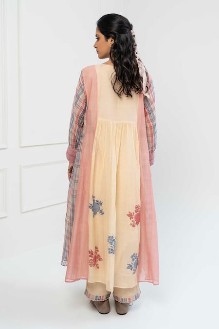 Pants And Pajamas Beige Chanderi Long Kurta with Dupatta 