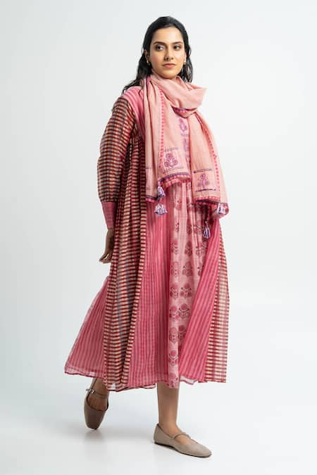 Pants and Pajamas Pink Chanderi Printed Kurta Set 