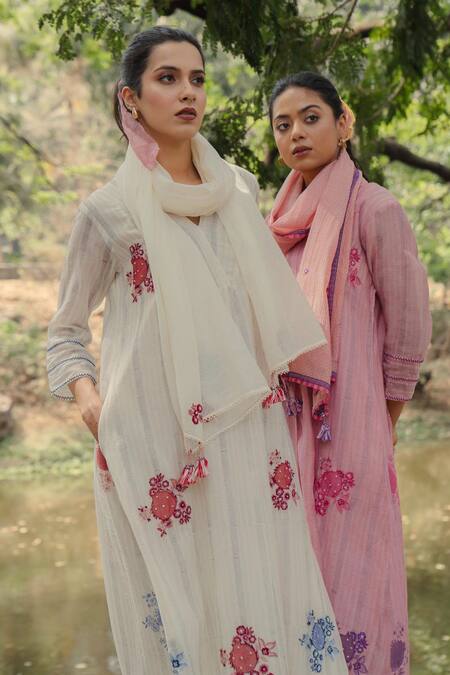 Pants And Pajamas Pink Chanderi Embroidery Round Neck Printed Kurta Set Online at Aza Fashions Pants And Pajamas_Pink Chanderi Embroidery Round Neck Printed Kurta Set _Online_at_Aza_Fashions