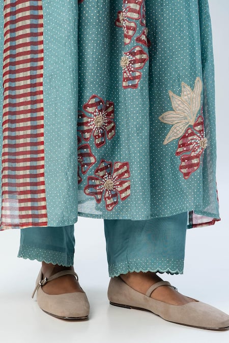 Shop Pants And Pajamas Blue Chanderi Embroidery V-neck Printed Kurta Set Online at Aza Fashions Shop_Pants And Pajamas_Blue Chanderi Embroidery V-neck Printed Kurta Set _Online_at_Aza_Fashions