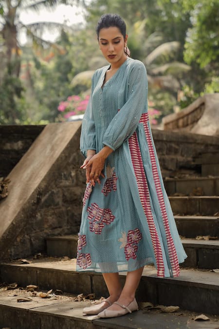 Buy Pants And Pajamas Blue Chanderi Embroidery V-neck Long Kurta Online at Aza Fashions Buy_Pants And Pajamas_Blue Chanderi Embroidery V-neck Long Kurta _Online_at_Aza_Fashions