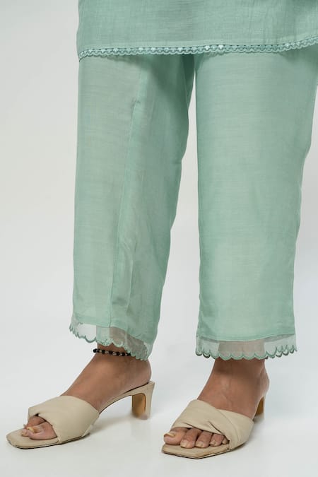 Pants And Pajamas Green Chanderi, Organza Embroidery V-neck Kurta Set With Stole Online at Aza Fashions Pants And Pajamas_Green Chanderi, Organza Embroidery V-neck Kurta Set With Stole _Online_at_Aza_Fashions