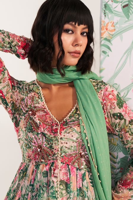 Mustard Moon By Neyha And Vrinda_Green Chiffon, Georgette Sequins, Embroidery V-neck Zahra Floral Anarkali Set _at_Aza_Fashions