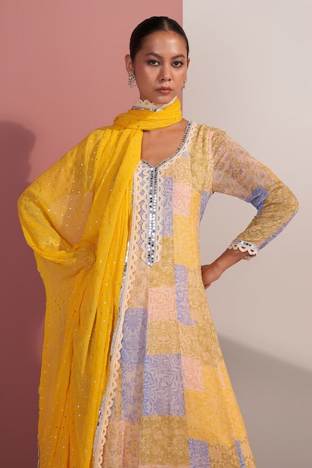 Mustard Moon By Neyha And Vrinda_Multi Color Georgette Lace, Sequins V-neck Neelima Yellow Printed Kurta Set _Online_at_Aza_Fashions