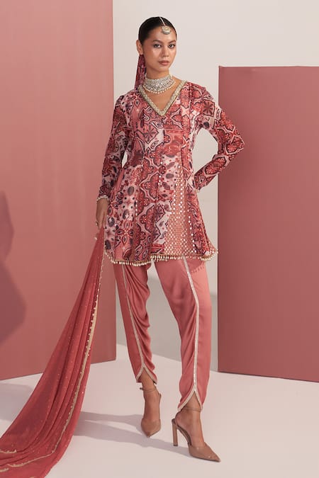 Mustard Moon by Neyha and Vrinda Rose Gold Georgette, Modal Sequins, Pearls V-neck Azalea Dhoti Set 