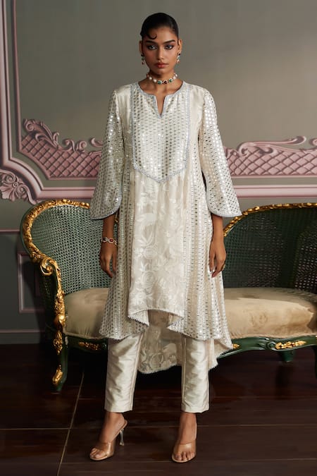 Mustard Moon By Neyha And Vrinda Rhea Ivory Kurta Set 