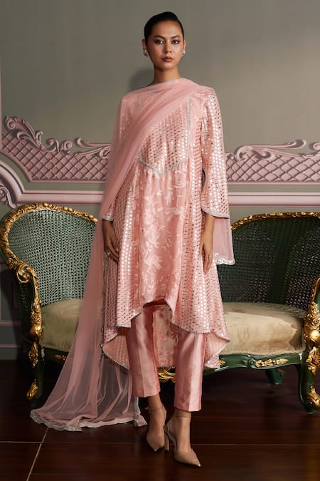 Mustard Moon by Neyha and Vrinda Rhea Rose Pink Kurta Set 