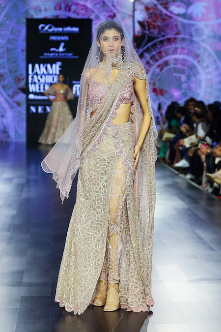 Megha Bansal Handcrafted Grid Pattern Rose Gold Saree 