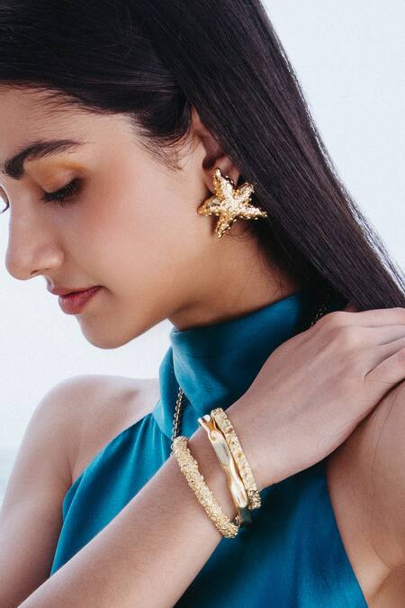 Buy_Arvino_Gold Plated Seaside Starfish Stud Earrings _Online_at_Aza_Fashions