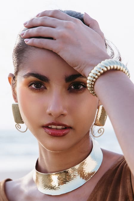 Shop Arvino Gold Plated Twisted Tide Cuff Bracelet Online at Aza Fashions Shop_Arvino_Gold Plated Twisted Tide Cuff Bracelet _Online_at_Aza_Fashions