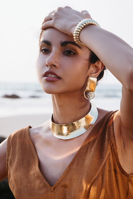 Arvino Gold Plated Twisted Tide Cuff Bracelet at Aza Fashions Arvino_Gold Plated Twisted Tide Cuff Bracelet _at_Aza_Fashions