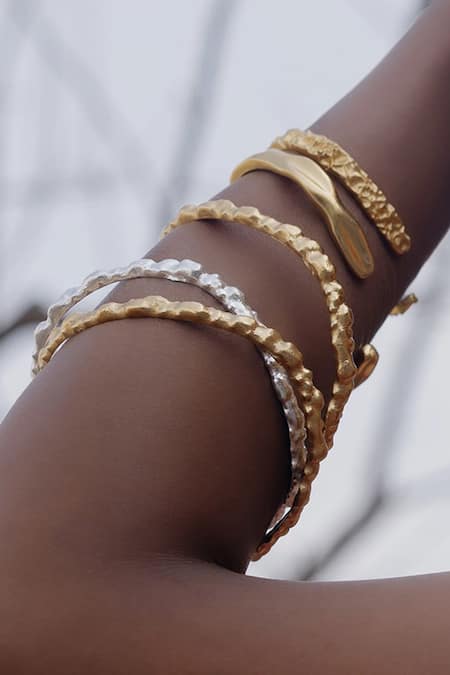 Arvino Weathered Sand Gold Bangle 